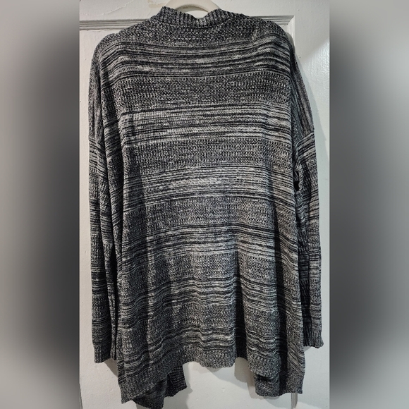 Grey Women's Sweater XL - Picture 3 of 3